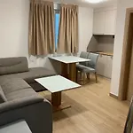 Apartament Trnovo *