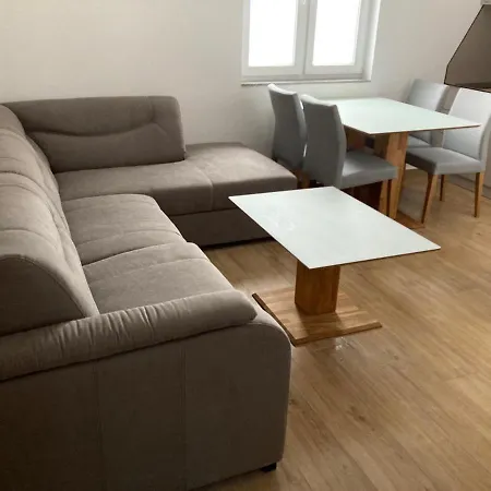 Vila Trnovo Apartment