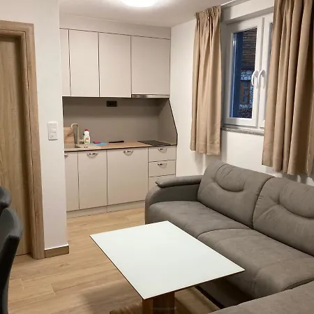 شقة Trnovo ياهورينا