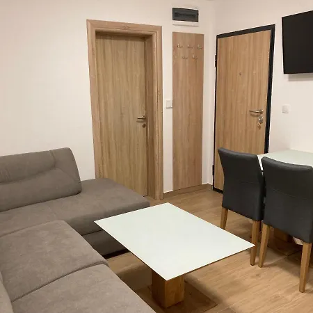 Apartamento Trnovo