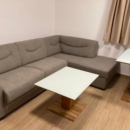 Trnovo * Яхорина